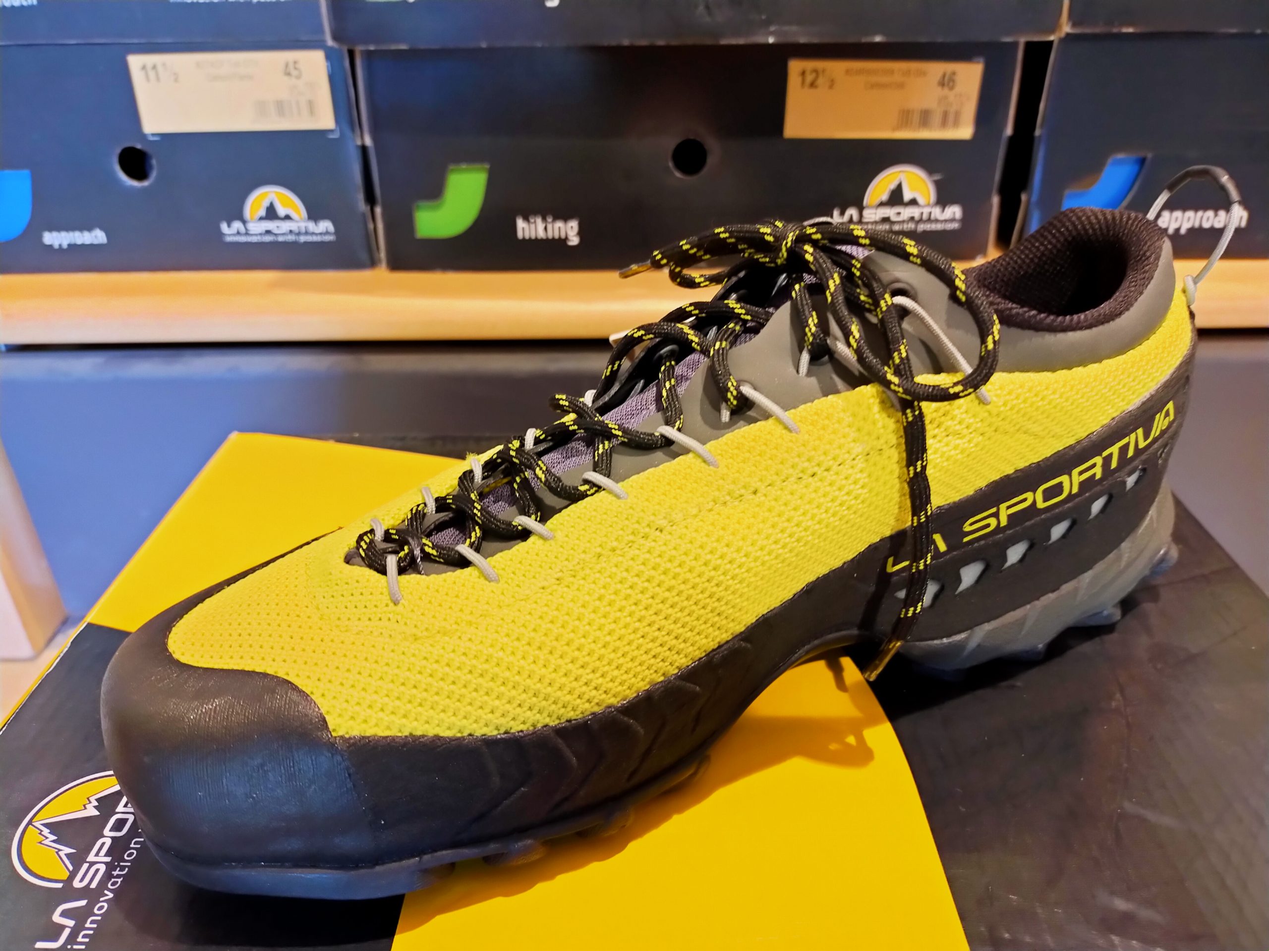 Scarpa or shop la sportiva